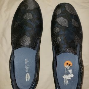 Slip on shoes